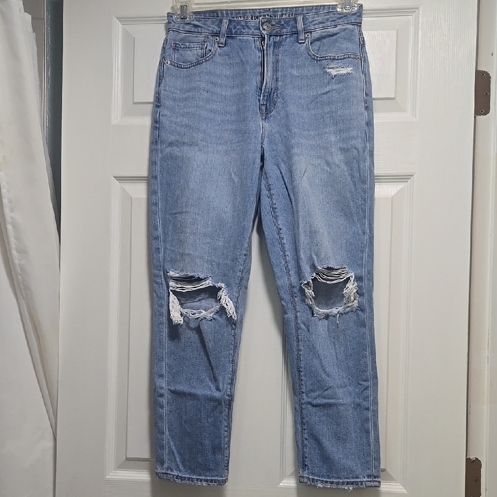 Women's Distressed Blue Jeans